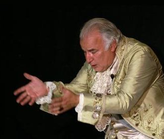 Klaus Brückner spielt Giacomo Casanova
